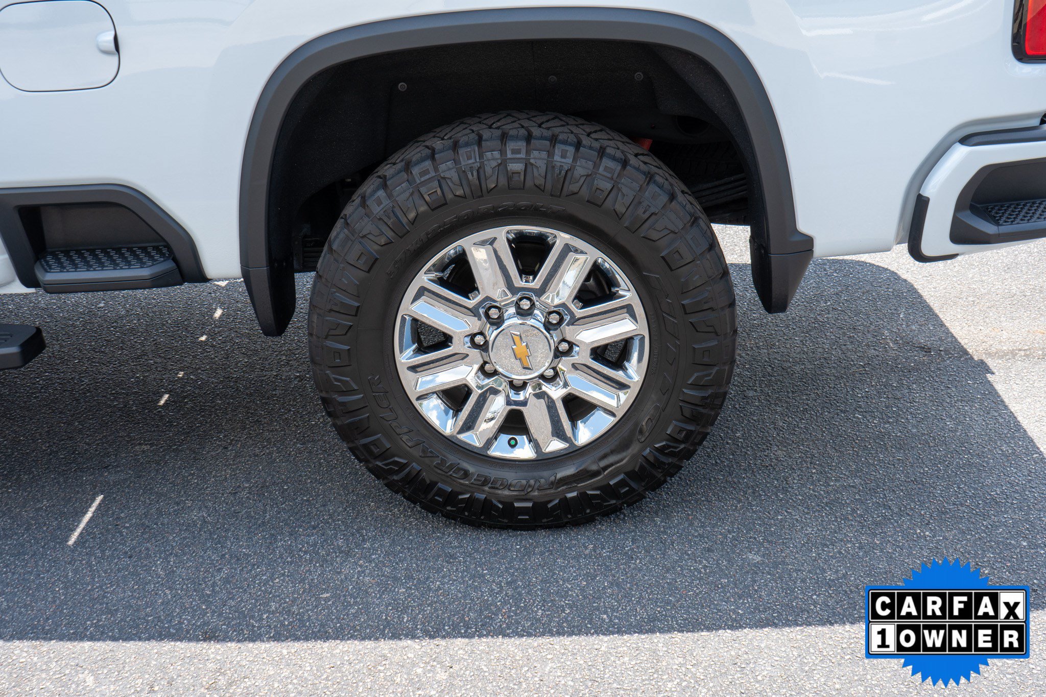 Used 2026 Chevrolet Silverado 2500 High Country w/ Technology Package AWD/4WD image 11