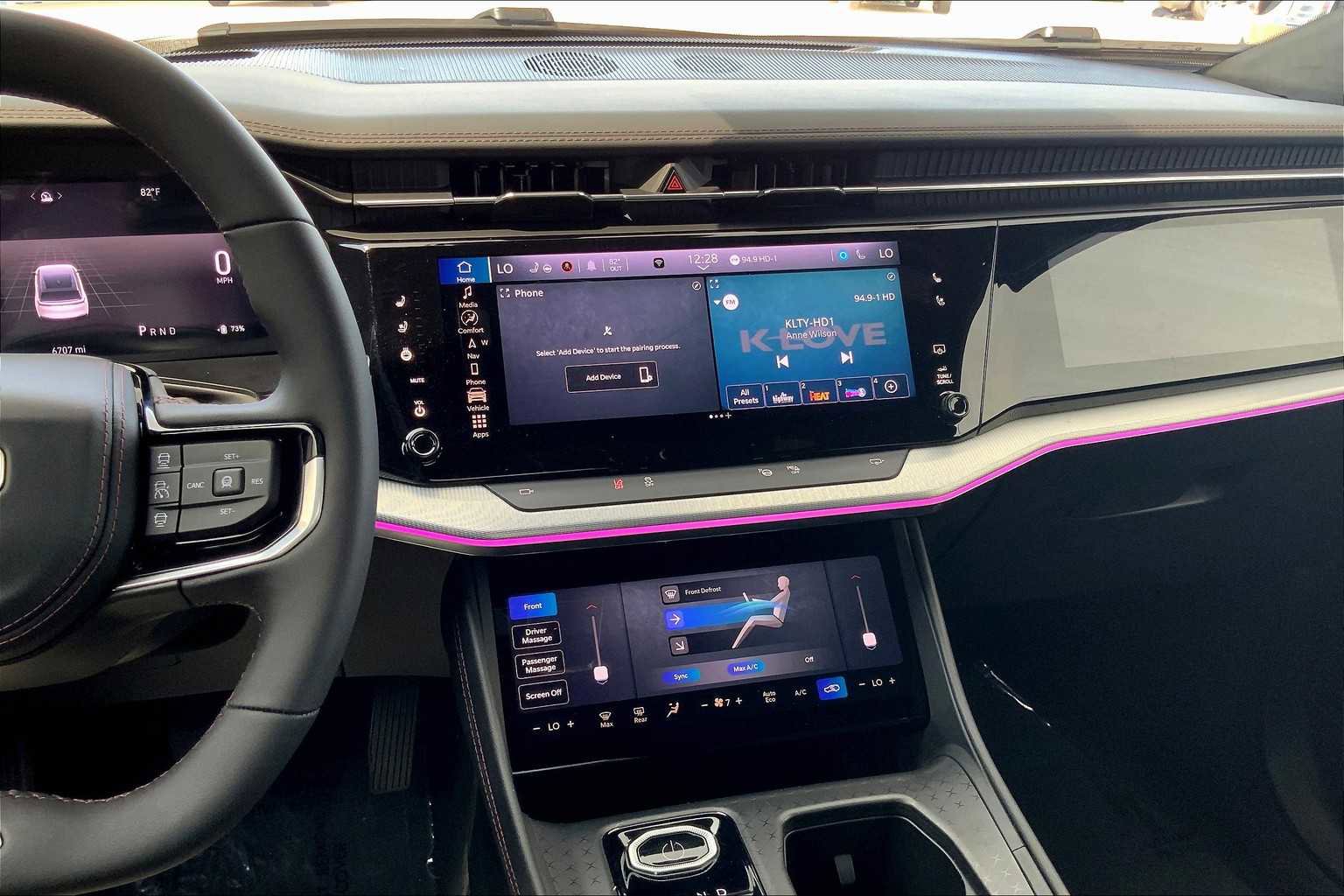 Used 2024 Jeep Wagoneer Launch Edition image 11