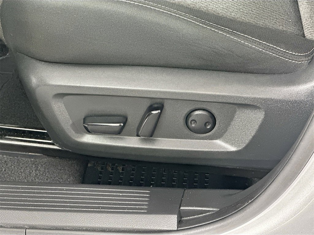 Used 2024 Nissan Rogue SV image 22