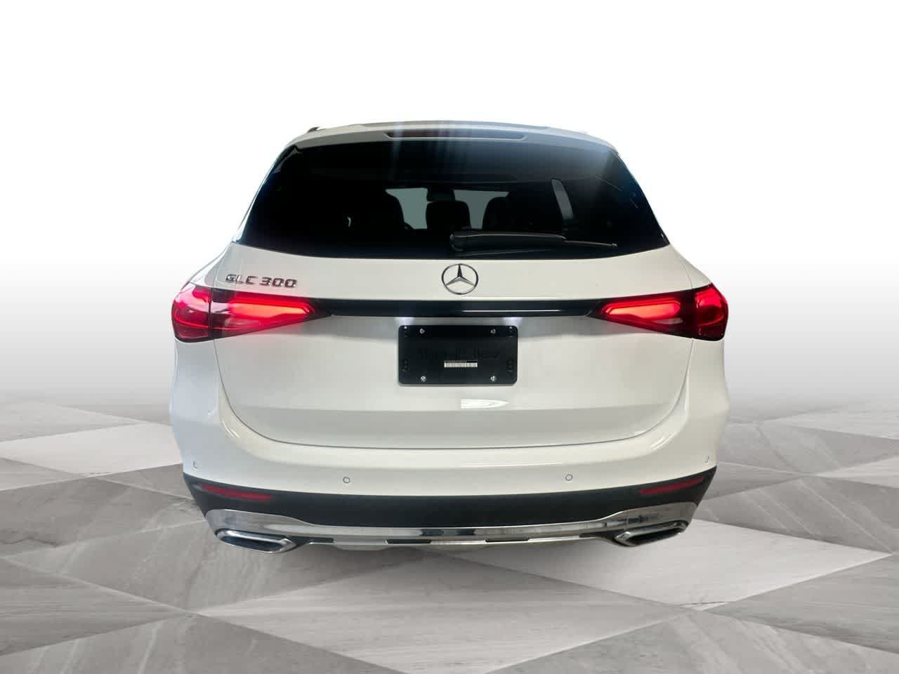 Used 2026 Mercedes-Benz GLC 300 image 7