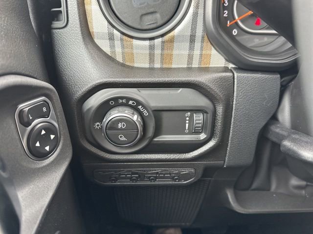 New 2026 Jeep Gladiator Sport AWD/4WD image 21