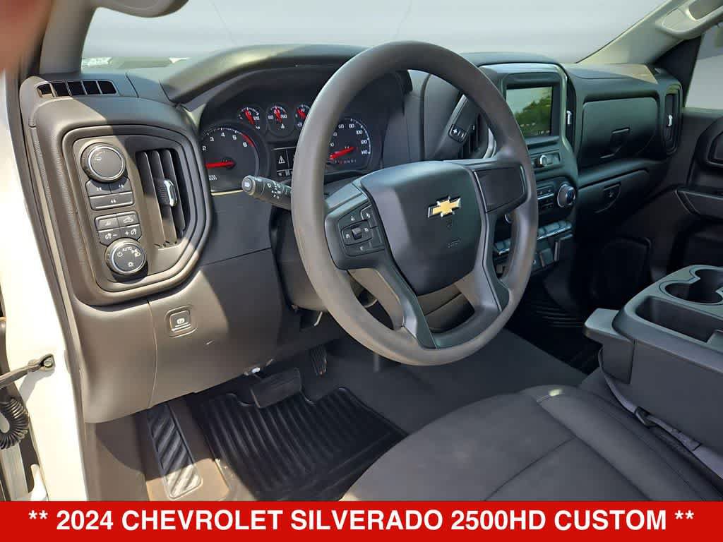 Used 2024 Chevrolet Silverado 2500 Custom w/ Custom Value Package AWD/4WD image 10