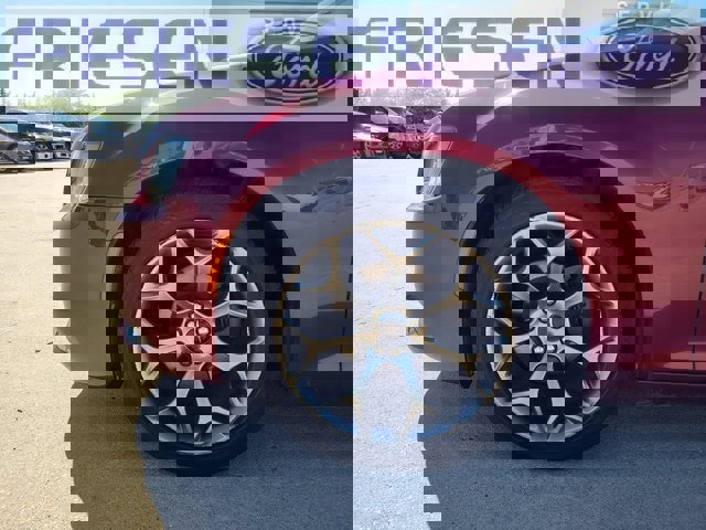 Used 2018 Chrysler 300 Touring w/ Sport Appearance Package image 6