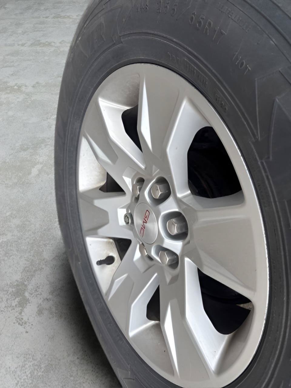 Used 2018 GMC Canyon SLE w/ SLE Convenience Package RWD image 11