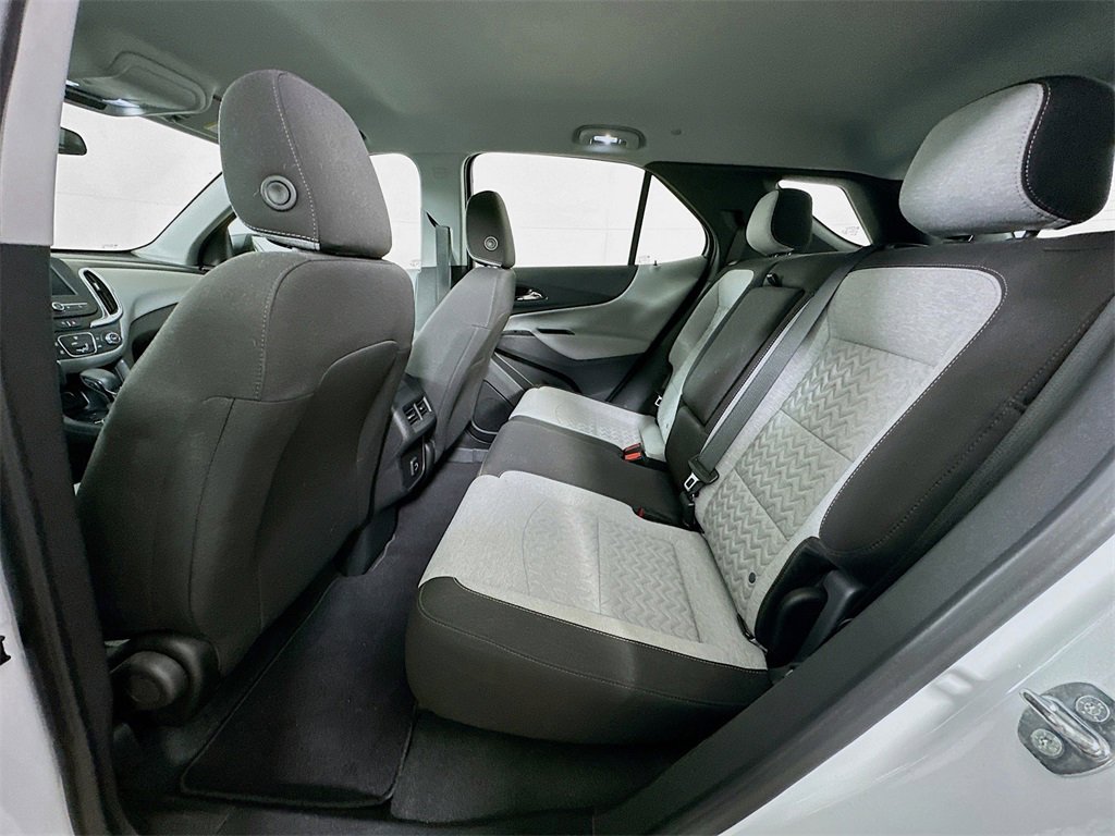 Used 2022 Chevrolet Equinox LS image 13