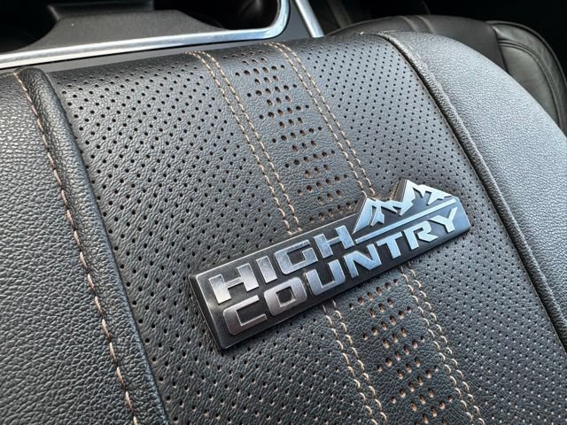 Used 2024 Chevrolet Silverado 3500 High Country w/ High Country Premium Package AWD/4WD image 36