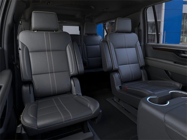 New 2026 Chevrolet Suburban High Country image 17