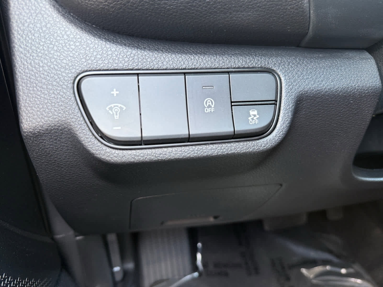 Used 2025 Kia Seltos EX w/ EX Sunroof Package image 26