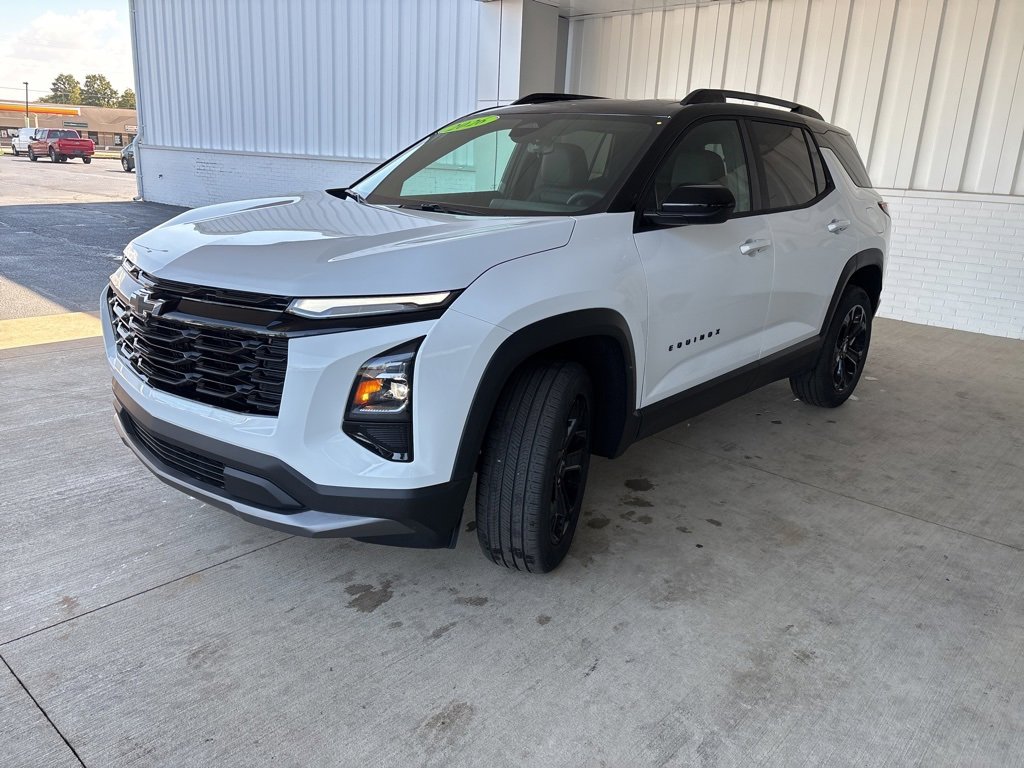 New 2026 Chevrolet Equinox LT w/ Convenience Package II image 3