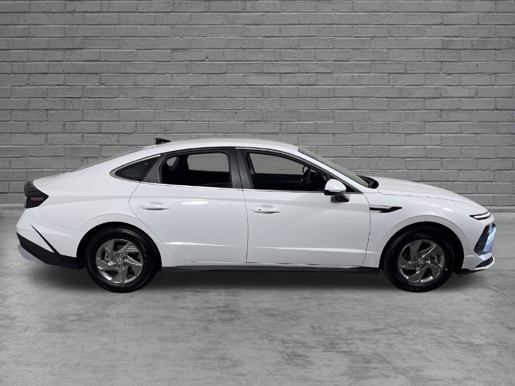 New 2026 Hyundai Sonata SE FWD image 6