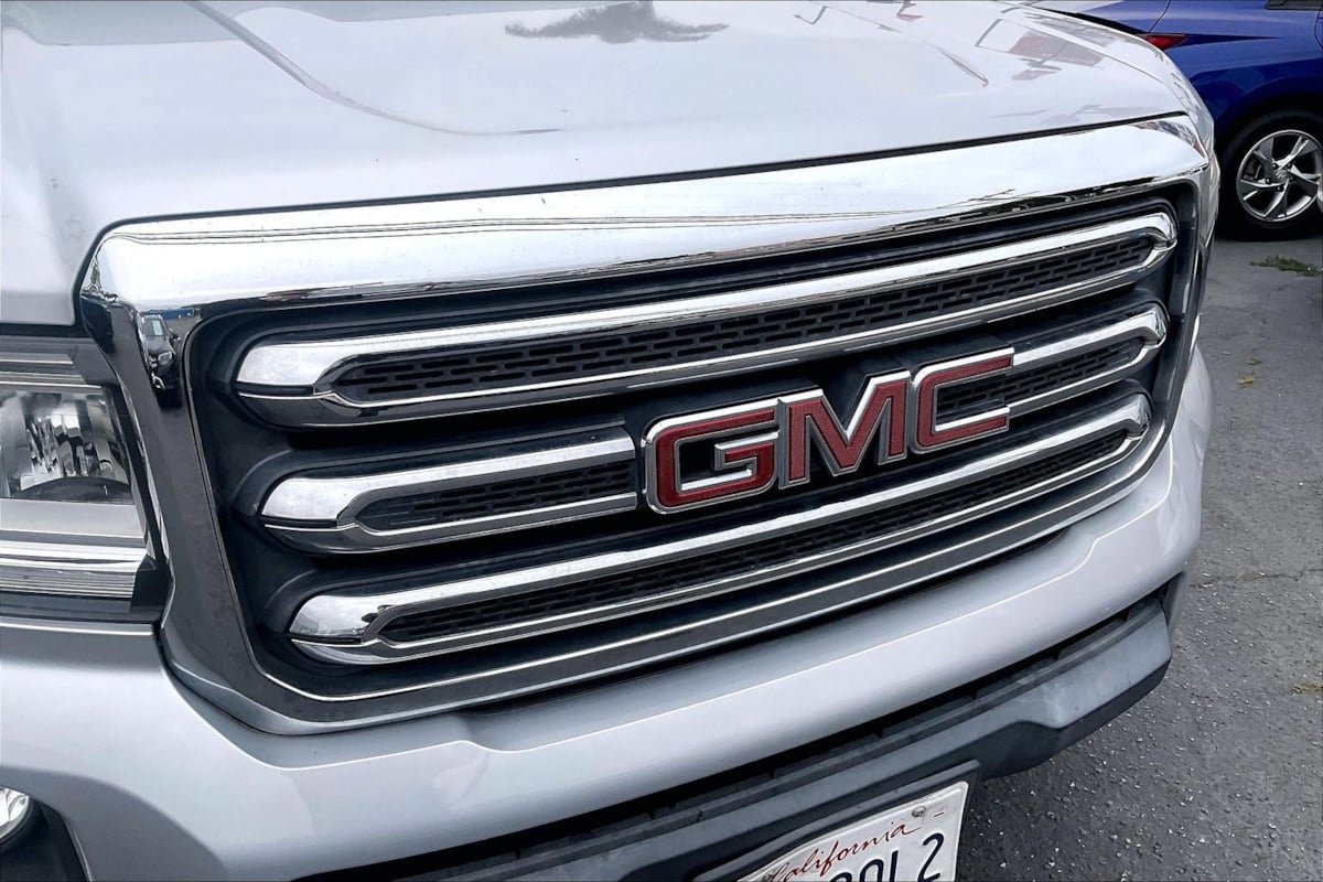 Used 2018 GMC Canyon SLE w/ SLE Convenience Package RWD image 29