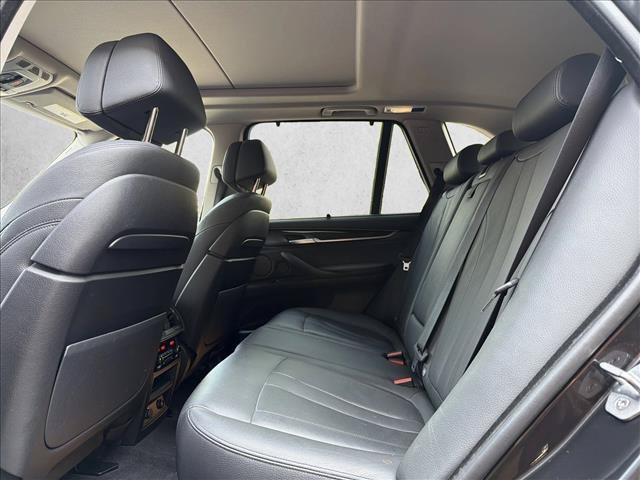 Used 2016 BMW X5 xDrive50i AWD/4WD image 23