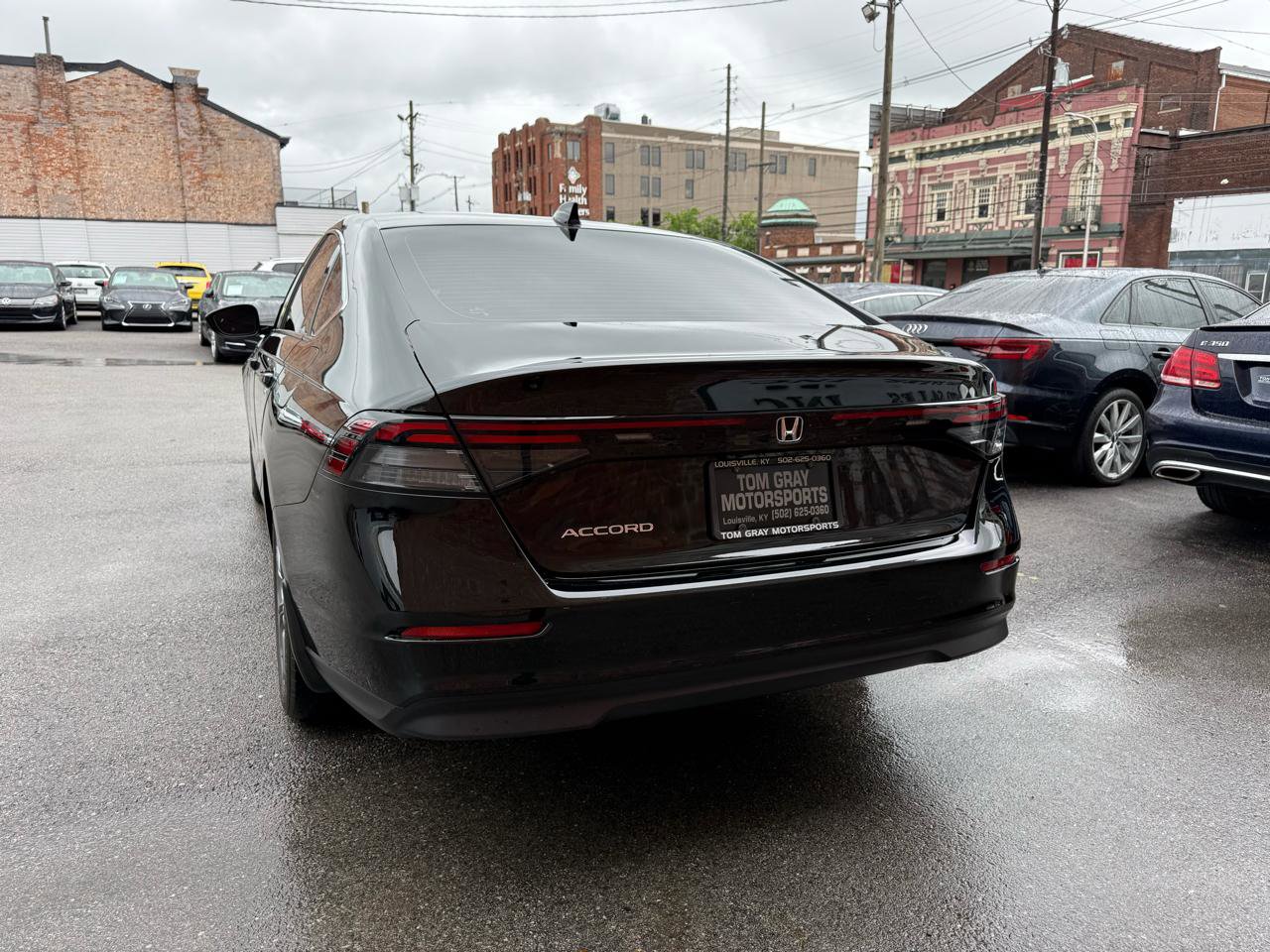Used 2024 Honda Accord EX image 4