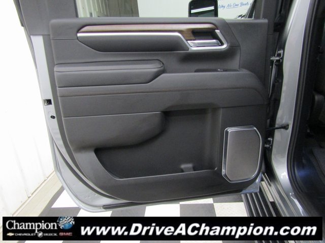 Certified 2025 Chevrolet Silverado 2500 High Country w/ High Country Premium Package image 29