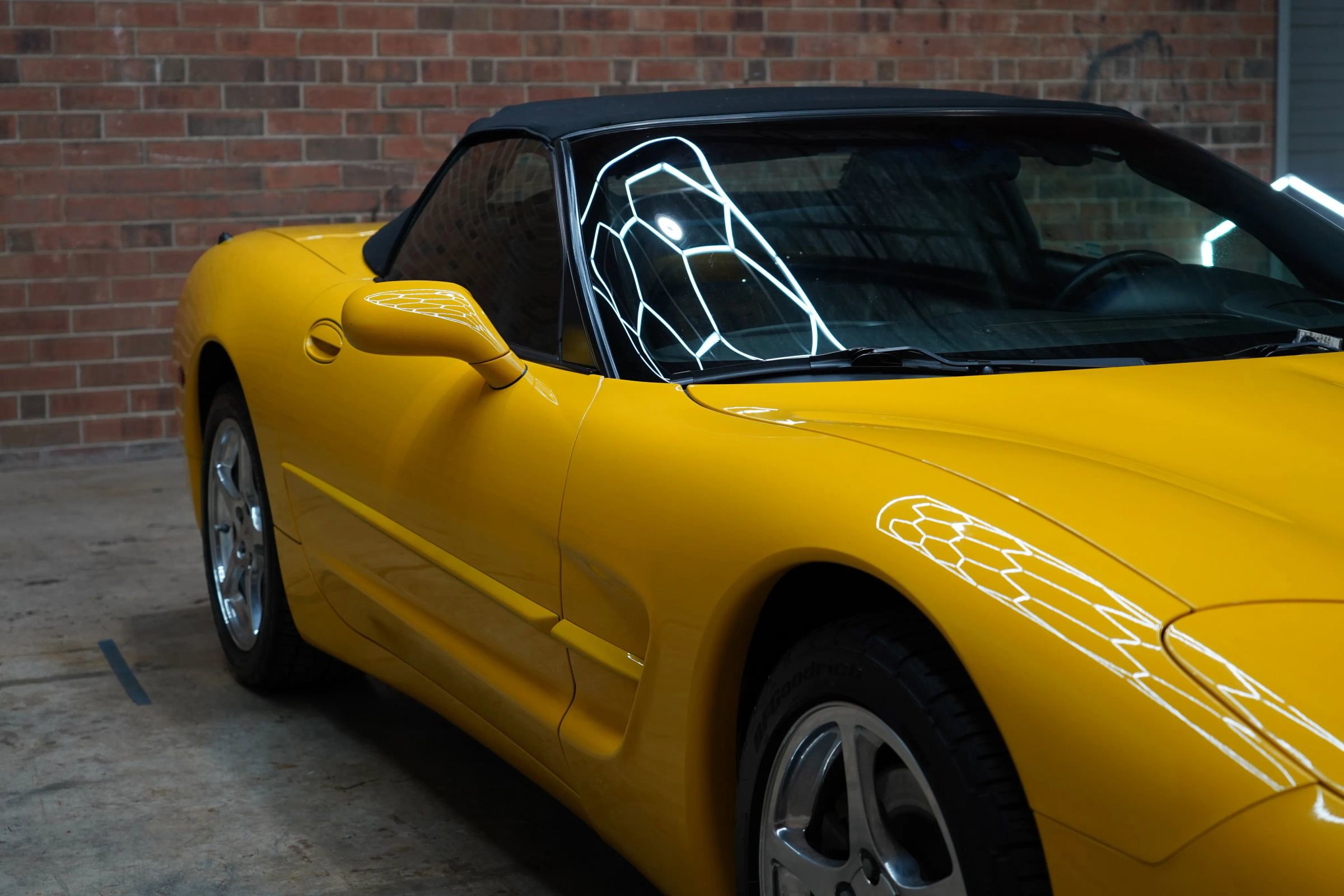 Used 2002 Chevrolet Corvette Coupe w/ Preferred Equipment Group2 RWD image 23