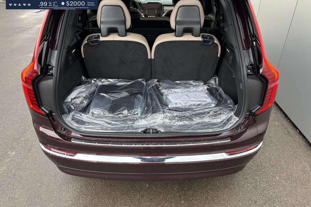 New 2026 Volvo XC90 T8 Ultra w/ Protection Package AWD/4WD image 17
