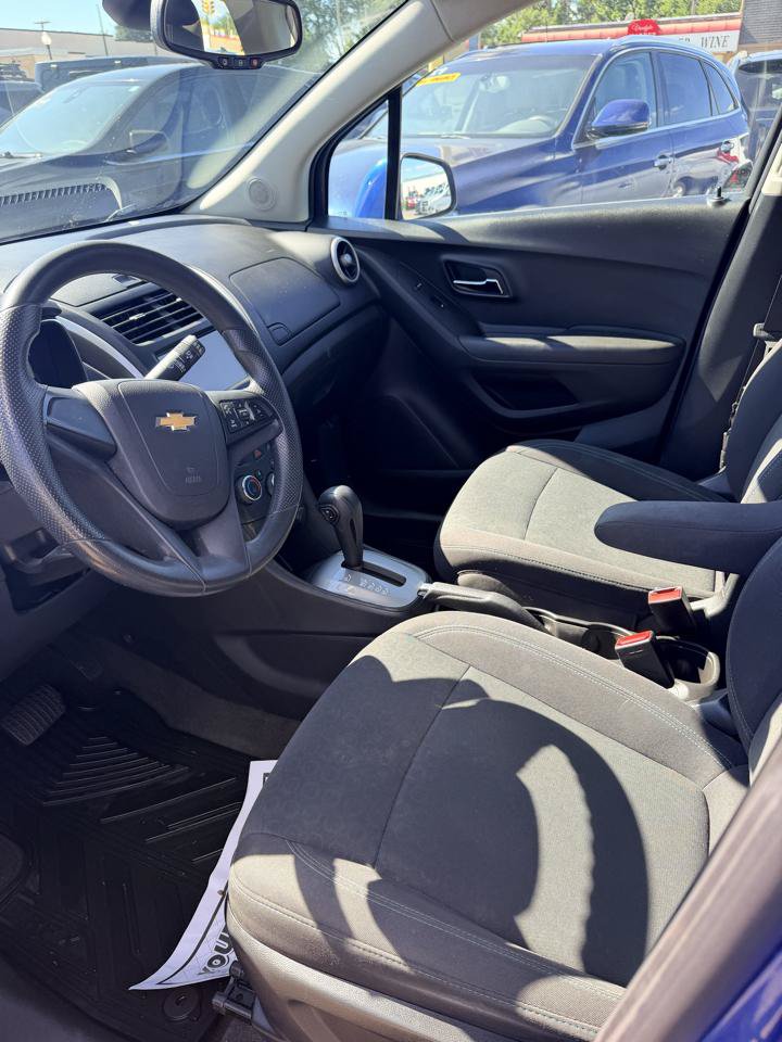 Used 2016 Chevrolet Trax LS FWD image 10