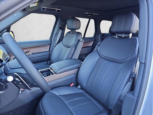 New 2025 Land Rover Range Rover SE image 15