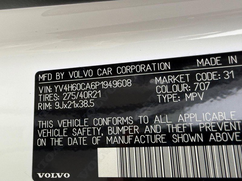 Certified 2023 Volvo XC90 T8 Ultimate w/ Protection Package Premier image 23