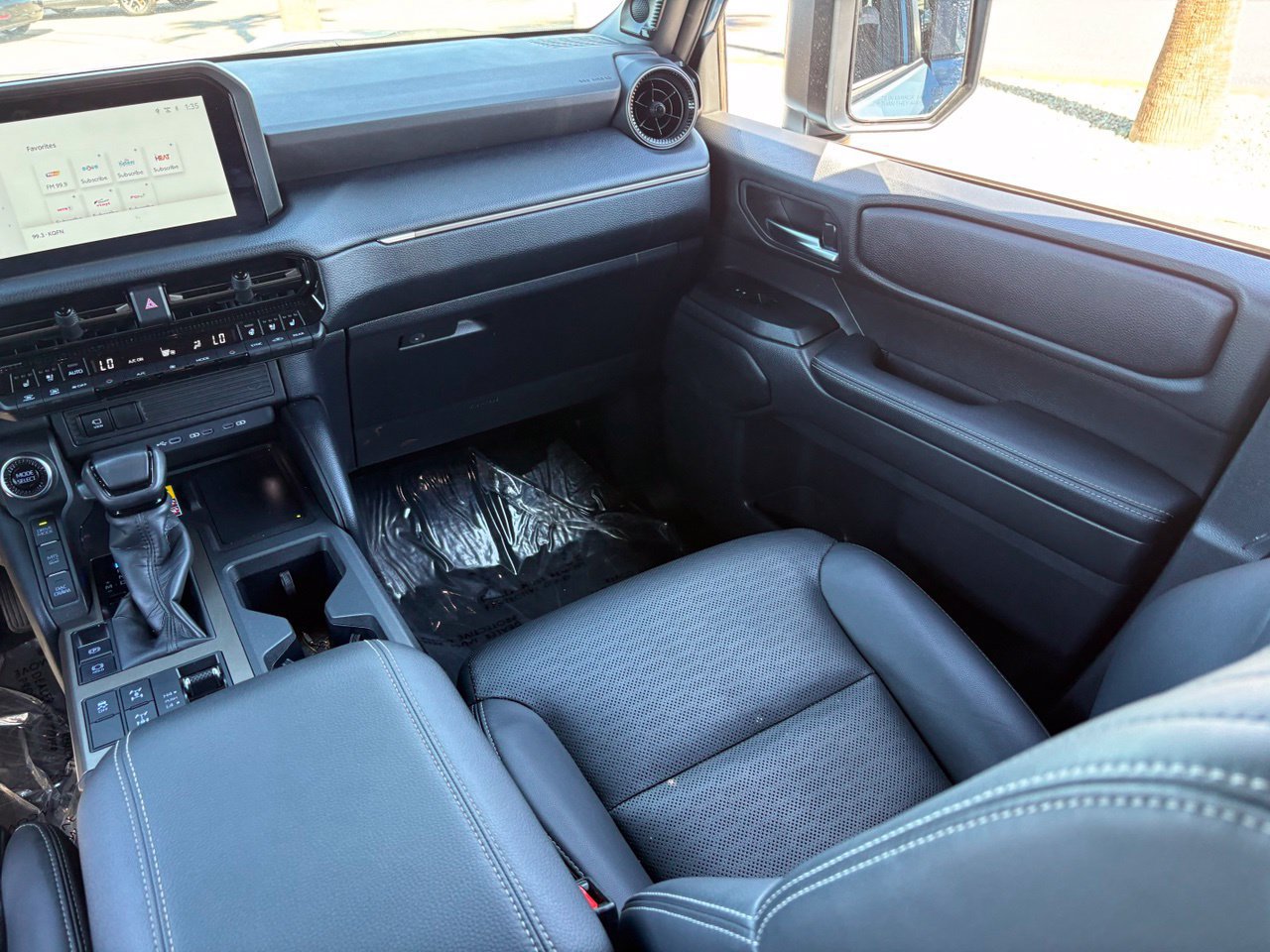 Used 2025 Toyota Land Cruiser w/ Premium Package AWD/4WD image 13