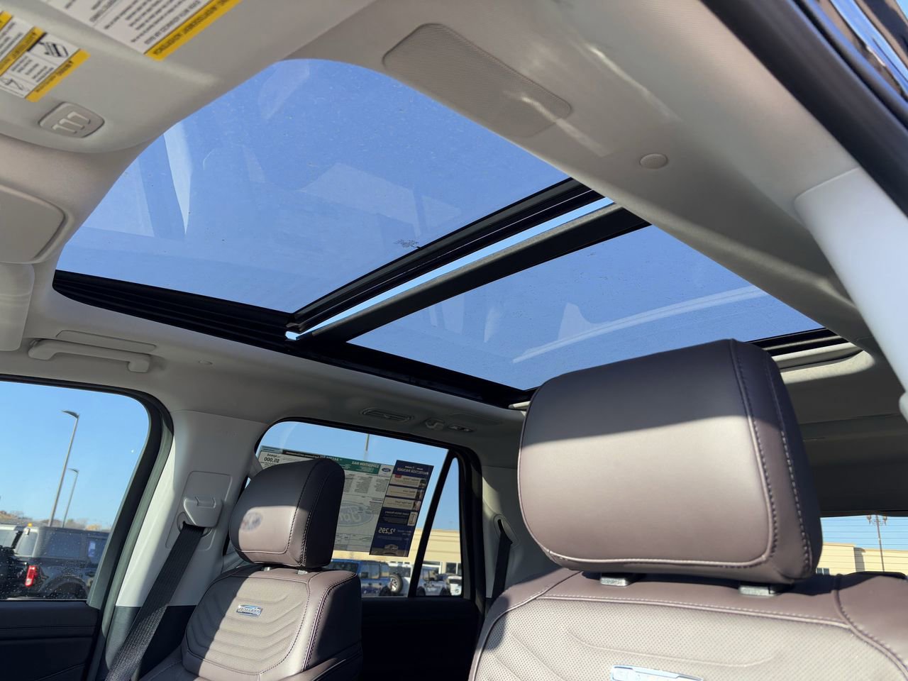 New 2025 Ford Expedition Max Platinum w/ Platinum Ultimate Package AWD/4WD image 60