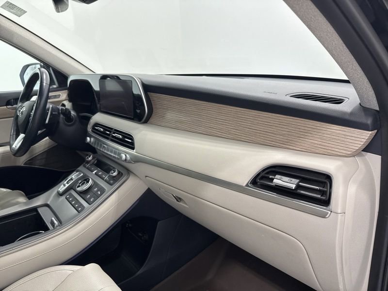 Used 2022 Hyundai Palisade Limited w/ Cargo Package image 19