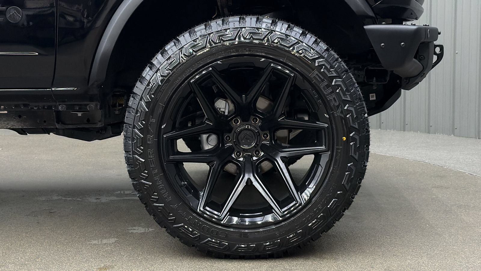 Used 2024 Ford Bronco Wildtrak AWD/4WD image 9