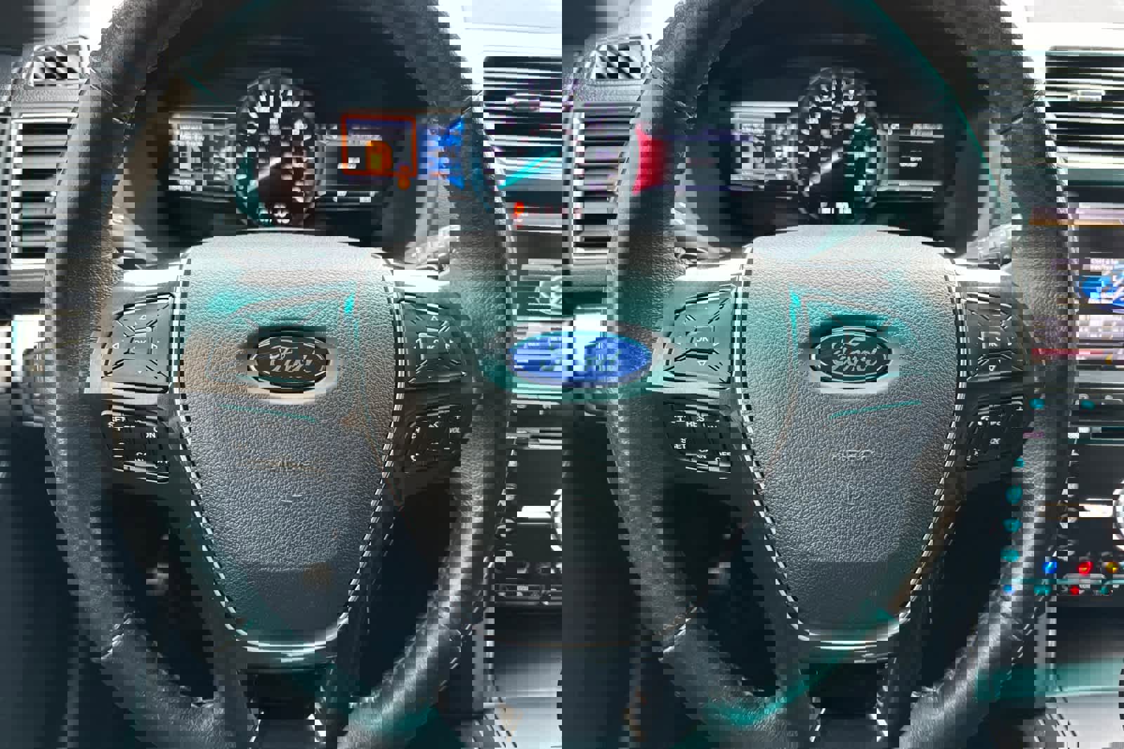 Used 2016 Ford Explorer Limited image 24