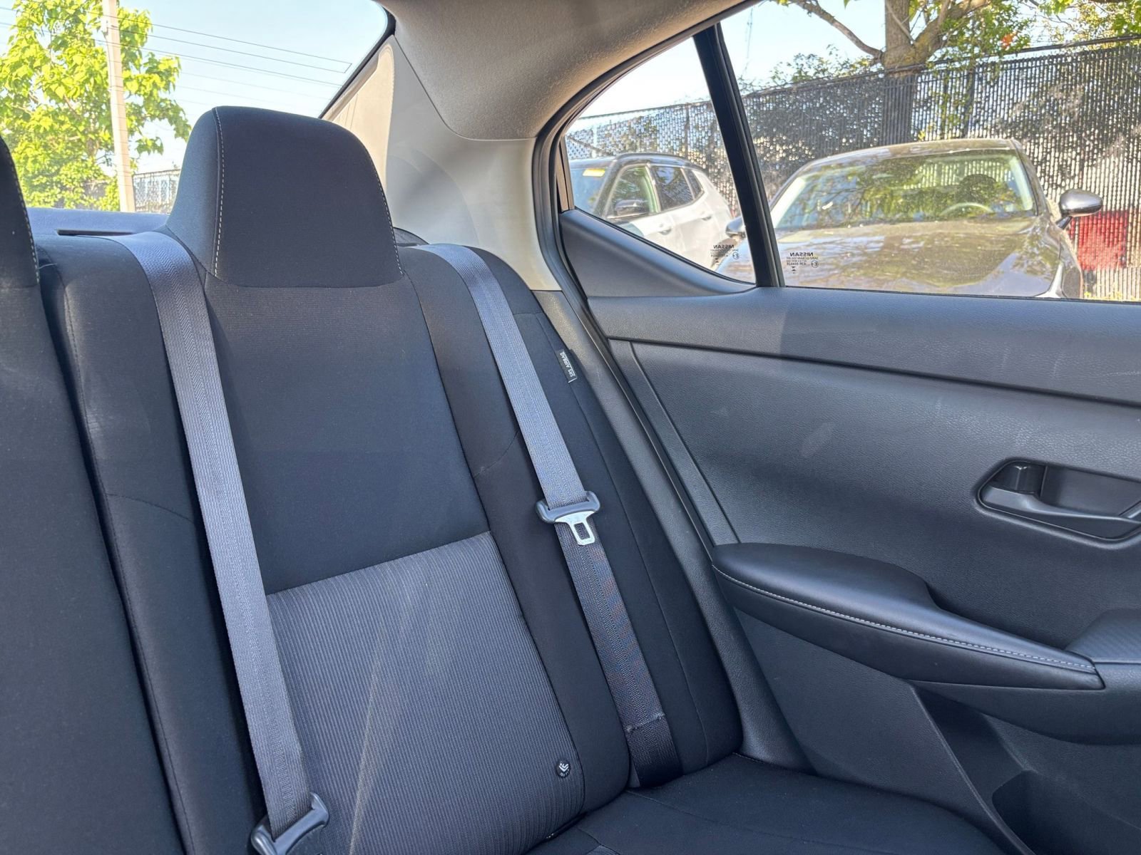 Used 2024 Nissan Sentra SV FWD image 32