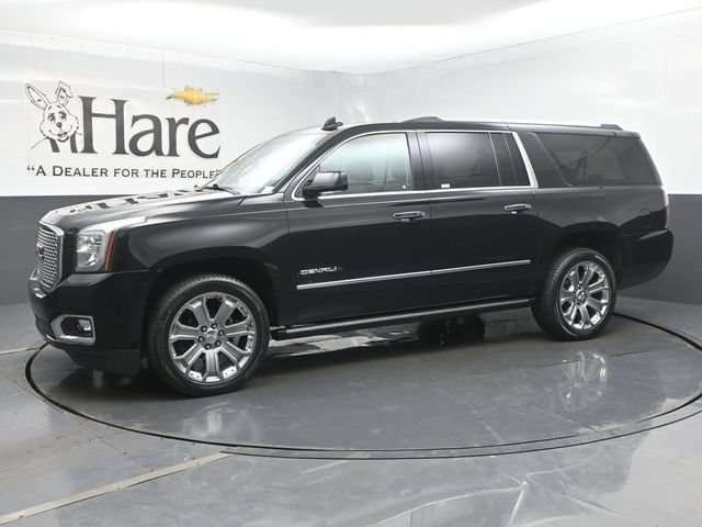 Used 2017 GMC Yukon XL Denali w/ Open Road Package AWD/4WD image 53