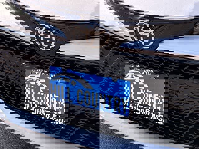 Used 2025 Toyota Corolla SE image 12