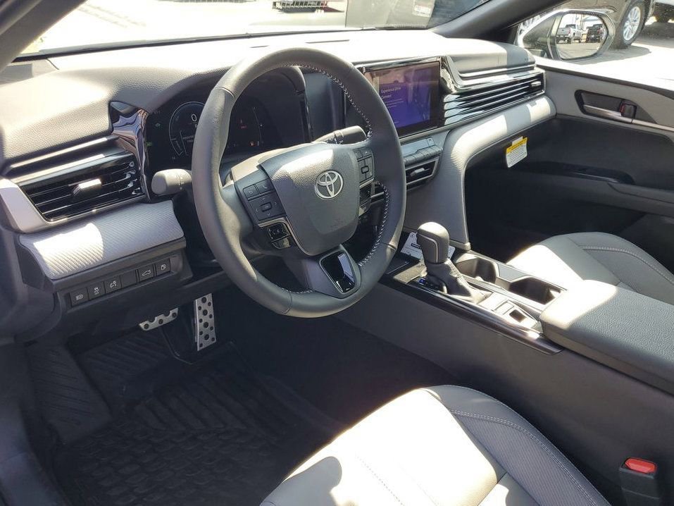 New 2026 Toyota Camry SE image 10