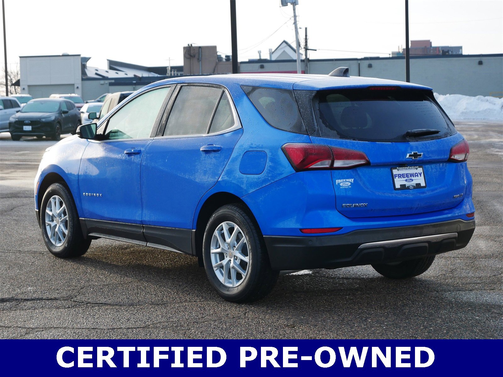 Used 2024 Chevrolet Equinox LT image 3