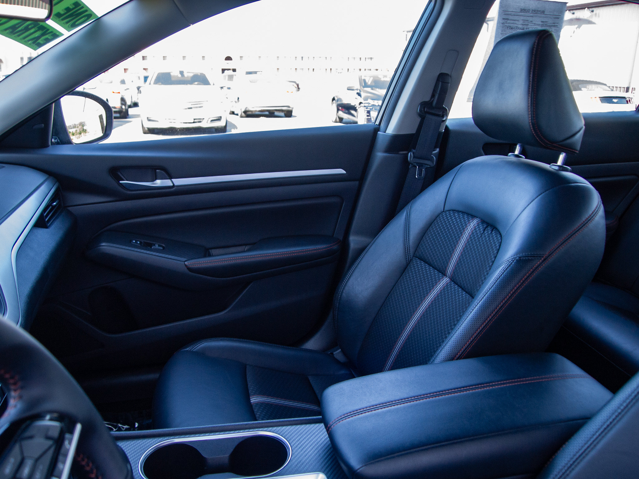 Used 2026 Nissan Altima 2.5 SR FWD image 14