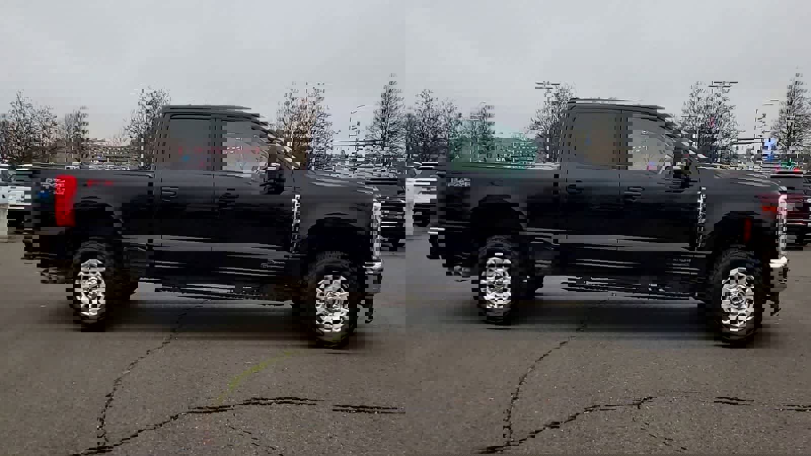 Used 2024 Ford F250 XLT w/ FX4 Off-Road Package image 9