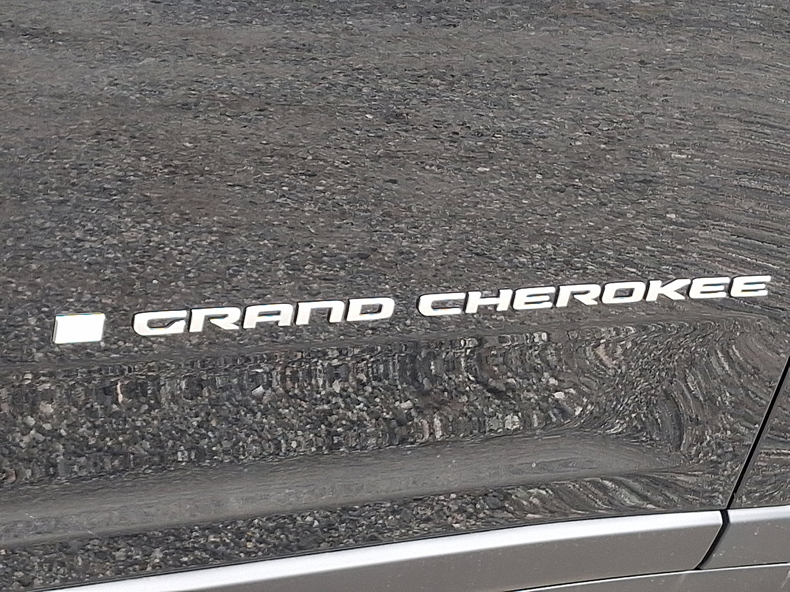 New 2025 Jeep Grand Cherokee Limited w/ Luxury Tech Group II image 7