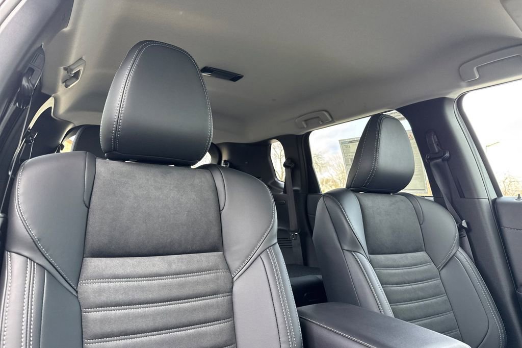 New 2026 Mitsubishi Outlander SE AWD/4WD image 17