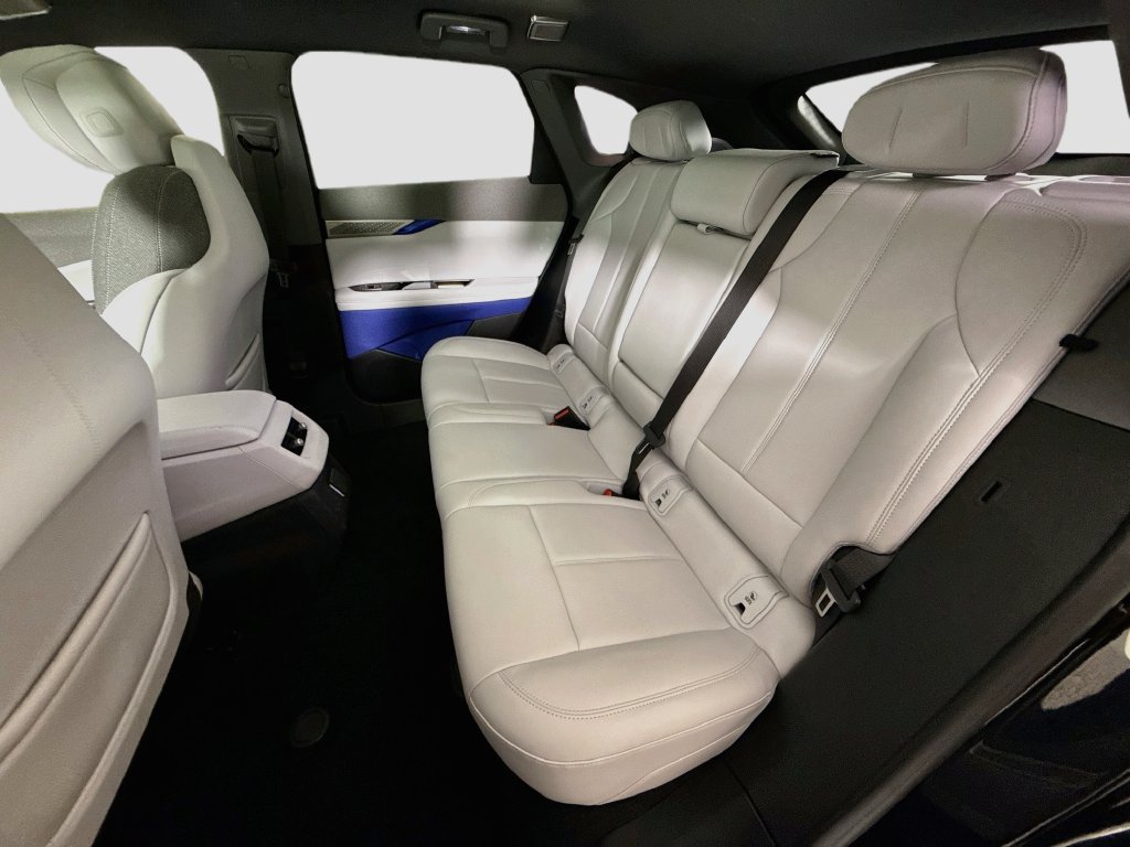 Certified 2025 Cadillac Optiq Sport 1 AWD/4WD image 26