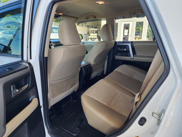 Used 2016 Toyota 4Runner SR5 AWD/4WD image 9