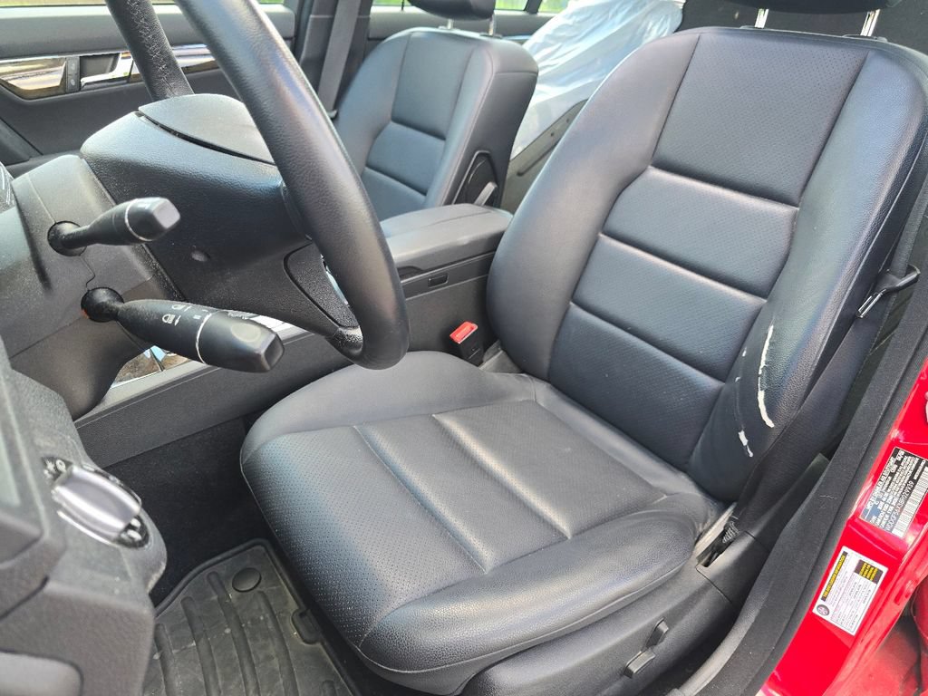 Used 2008 Mercedes-Benz C 350 Sport image 17