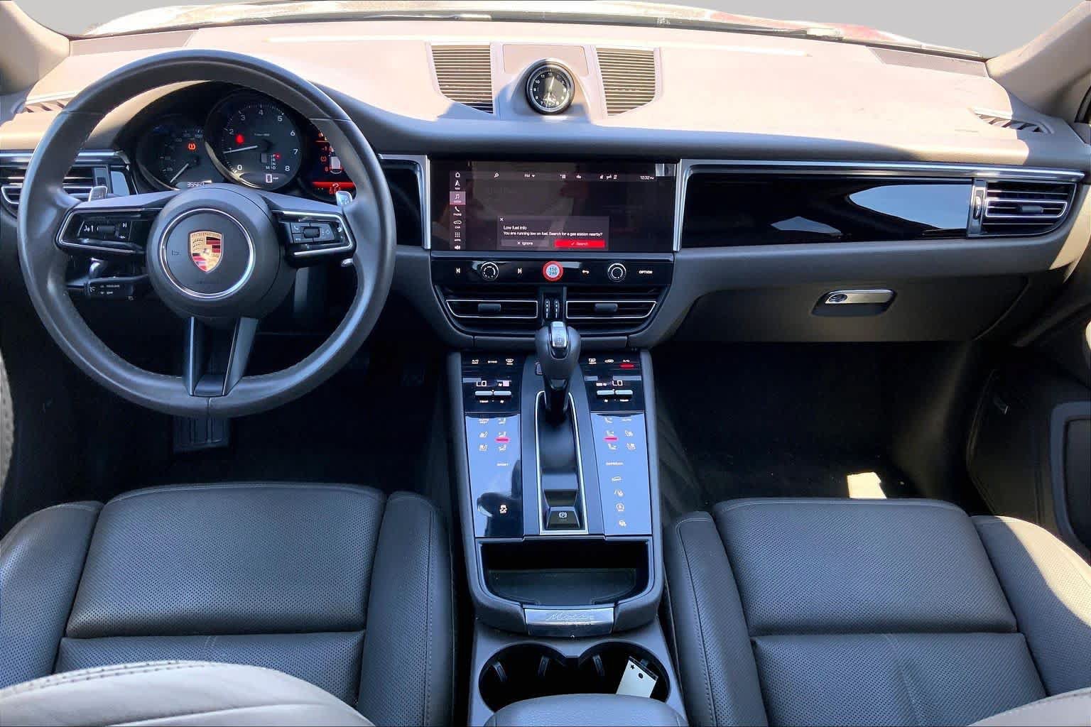 Used 2022 Porsche Macan AWD/4WD image 14