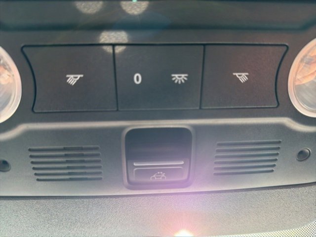 Used 2013 Volkswagen Beetle TDI image 19