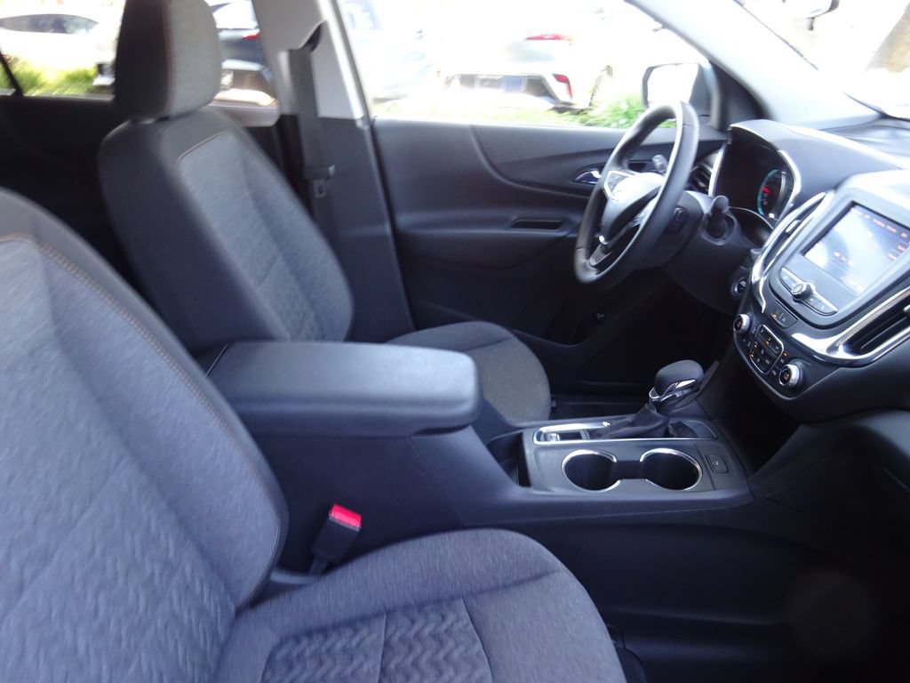 Certified 2024 Chevrolet Equinox LT FWD image 16