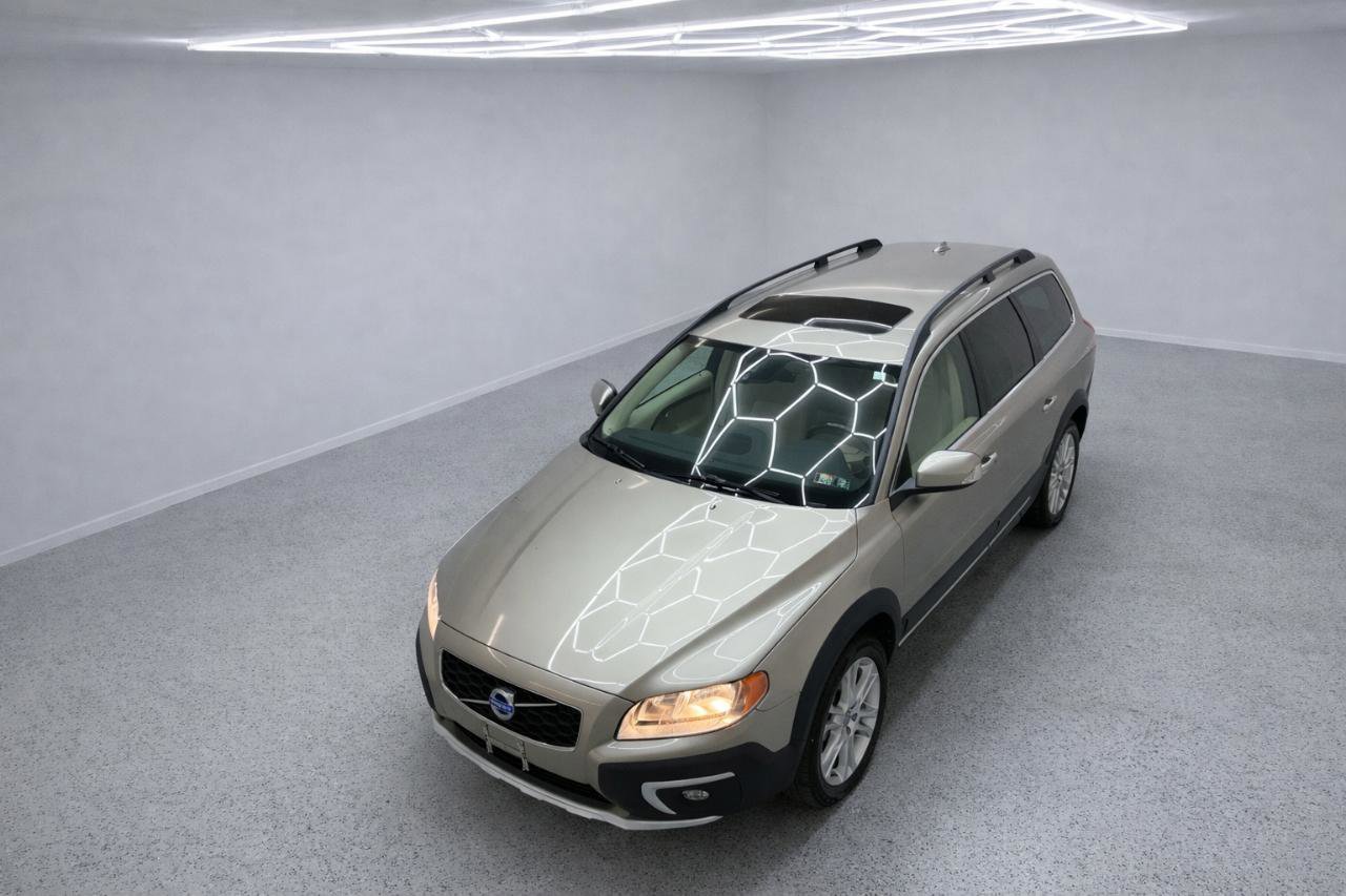 Used 2016 Volvo XC70 T5 Premier w/ Proximity Package AWD/4WD image 32