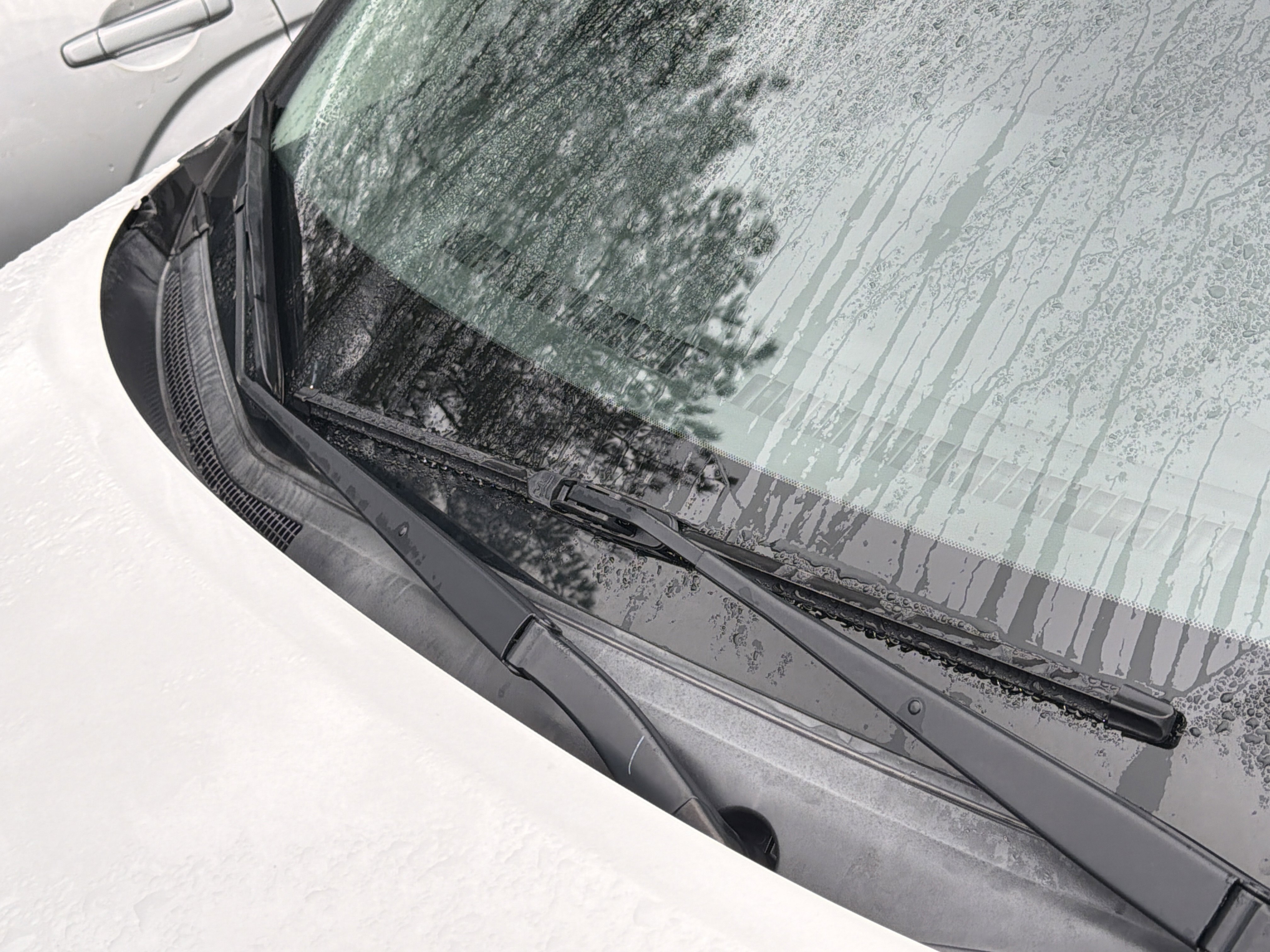 Used 2021 Nissan Kicks S image 10