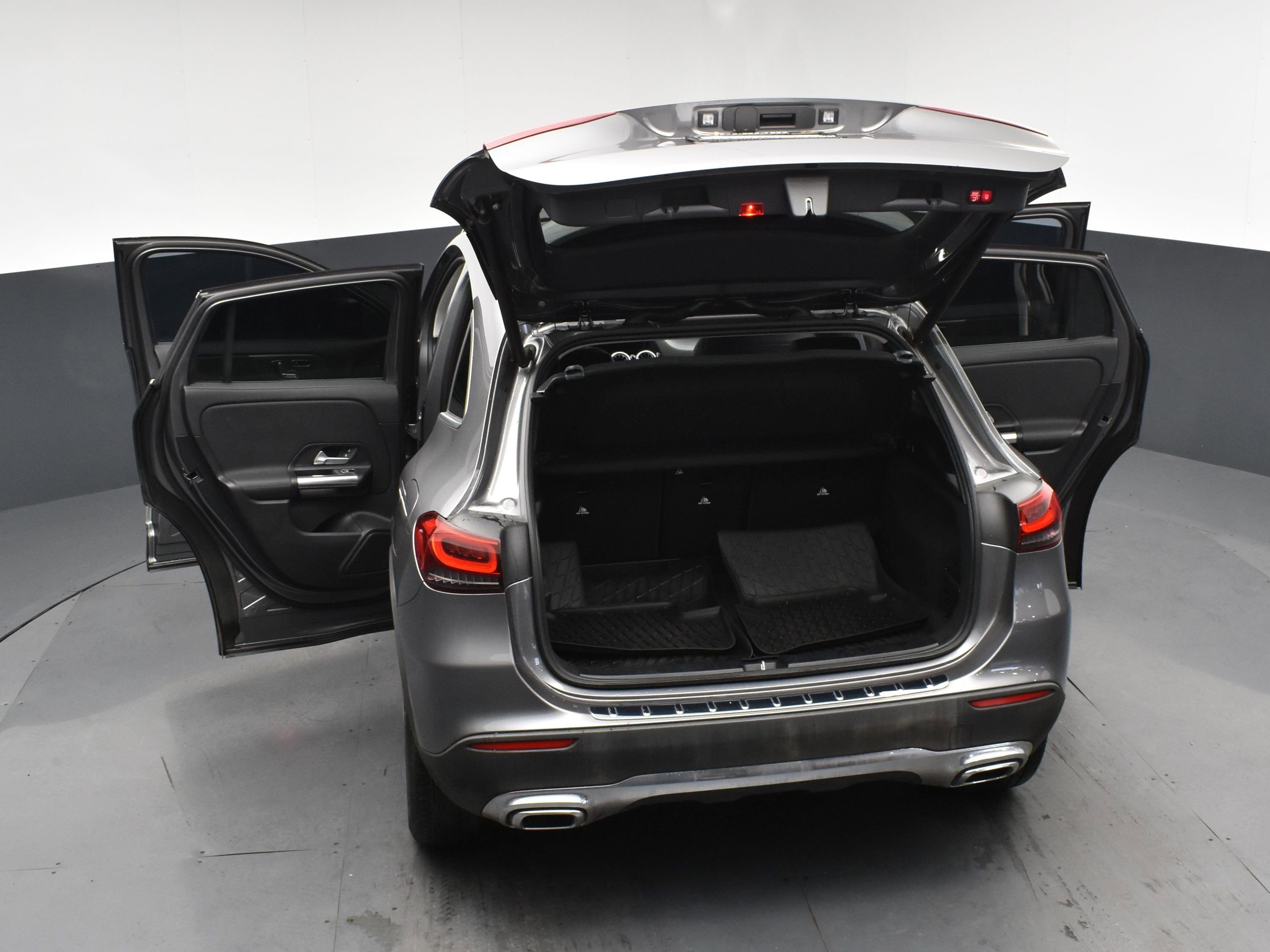 Used 2021 Mercedes-Benz GLA 250 4MATIC image 21