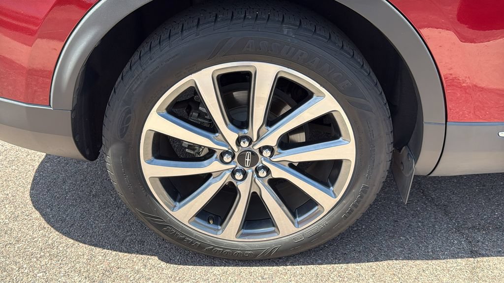 Used 2019 Lincoln Nautilus Select w/ Cargo Utility Package FWD image 21