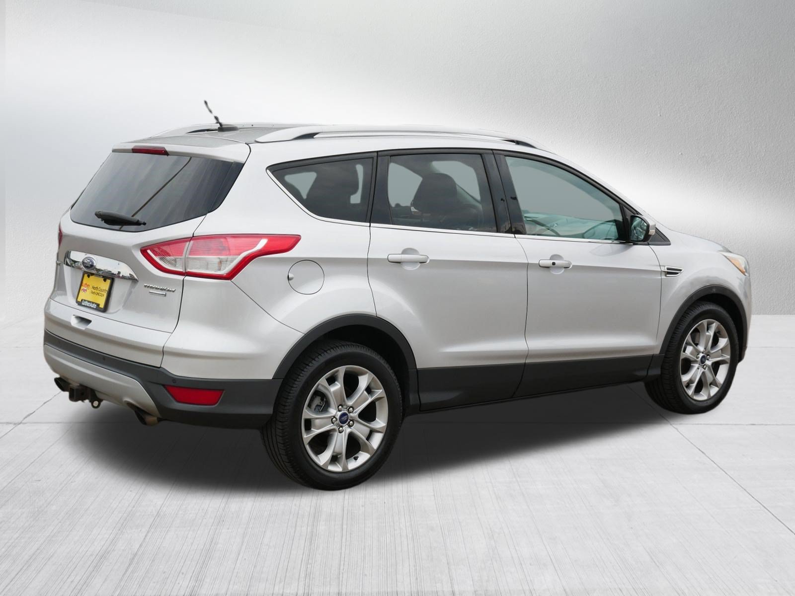Used 2015 Ford Escape Titanium AWD/4WD image 7