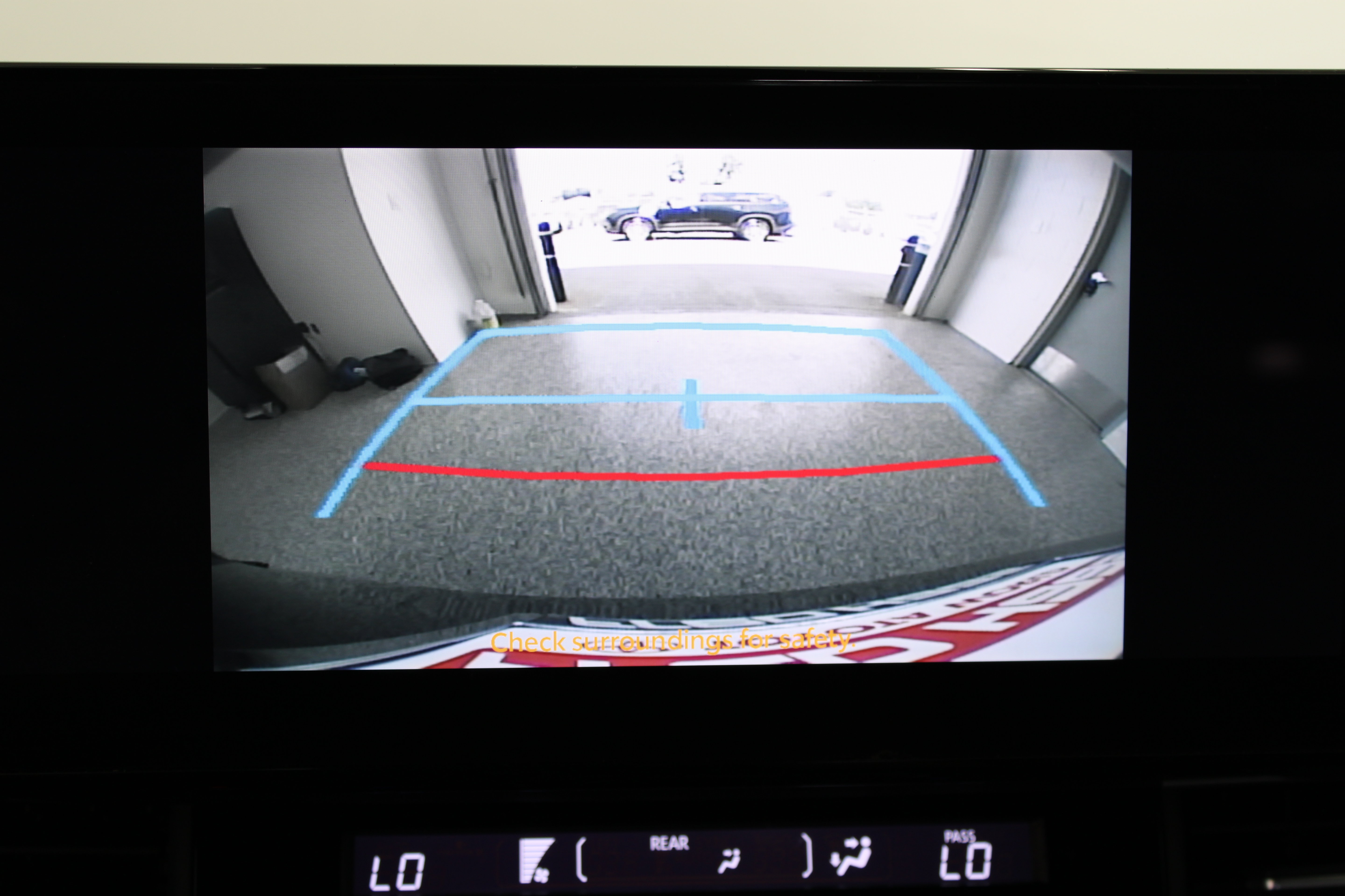 Certified 2025 Toyota Sienna XLE Woodland Edition AWD/4WD image 21