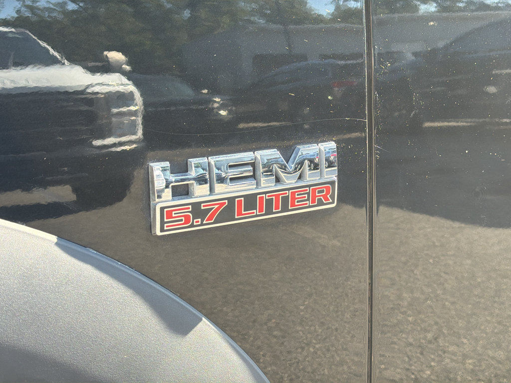 Used 2017 RAM 1500 Big Horn RWD image 10